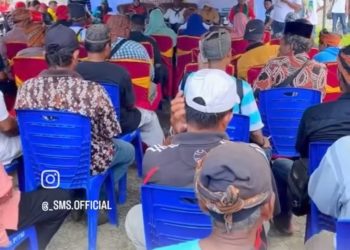 Paslon Safitri – Hempri Sapa Warga Desa Oki Baru dan Warga Desa Labuang