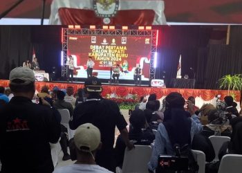 KPU Buru Sukses Gelar Debat Kandidat Tahap Pertama