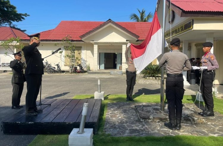 Polres Buru Selatan melaksanakan Upacara Hari Sumpah Pemuda ke 96 Tahun 2024