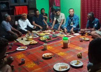 Tokoh Buton Ajak Warga Pilih Cabup Aziz Hentihu Karena Hatinya Luas Dan Bijaksana