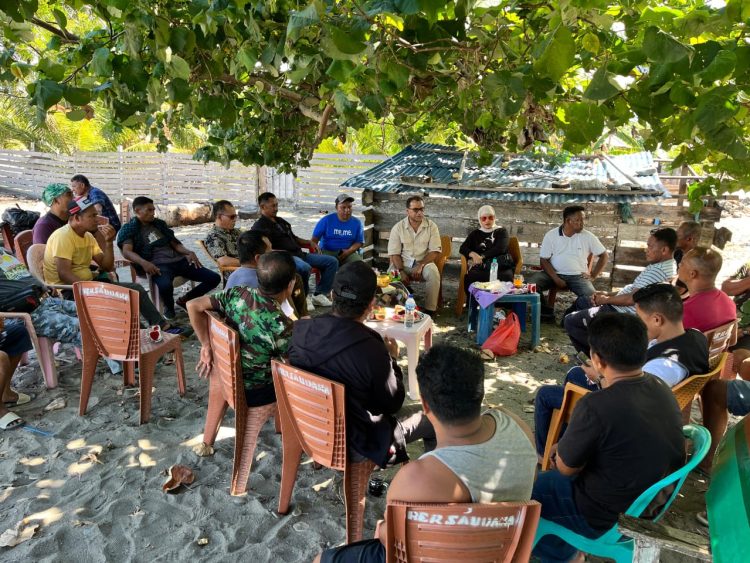 Ongko Tuya Siap Menangkan Aziz – Gadis  di Pilkada Buru