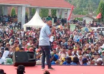 Kampanye Akbar BASIS, Ketua DPRD Kabupaten Buru, Bambang L. Buana Mengajak Semua Masyarakat Pilih Paslon Nomor 3