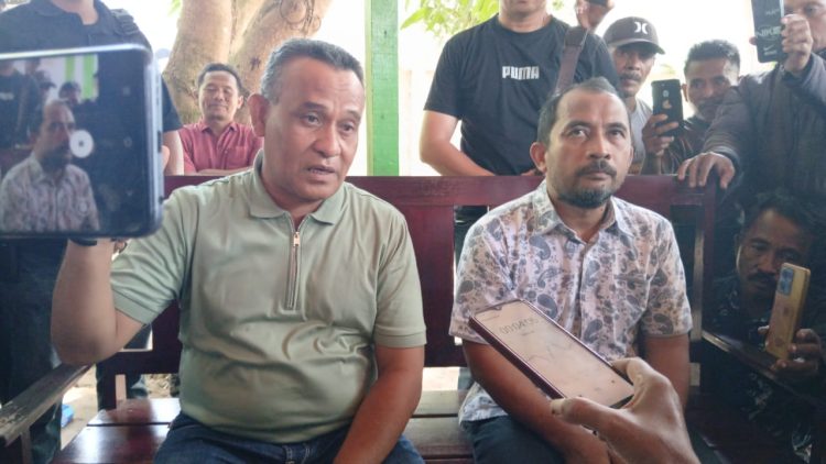 Ikram Umasugi – Sudarmo Menang di Kabupaten Buru