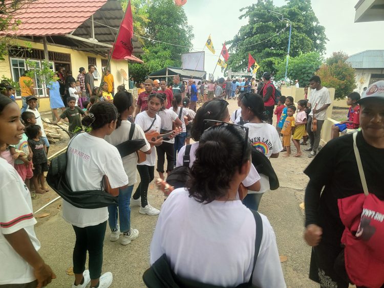 Tim dan Simpatisan Siap Menangkan Paslon SAH Di Desa Ewiri