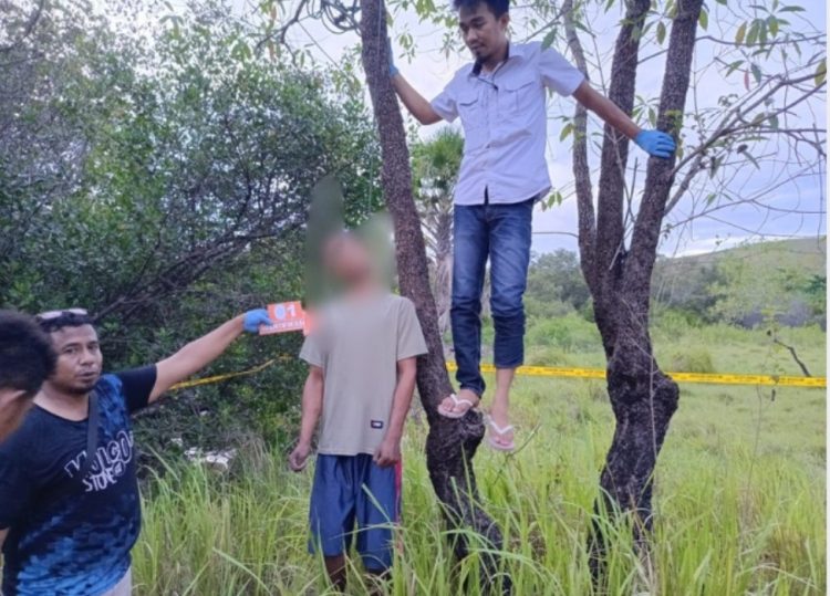 Seorang Pria Tanpa Identitas  Ditemukan Tewas Gantung Diri  di Rawa Bakau Tatanggo, Namlea
