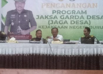 Kajari Buru Adrianus Notanubun Buka Kegiatan  Pencanangan  Program Jaksa Garda Desa