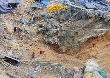 Naura Bantah Keterlibatan Oknum Anggota Polres Buru Inisial RE Bekengi Dompeng dan Rendaman di Gunung Botak
