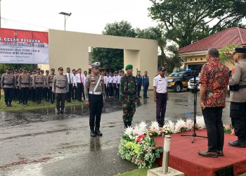 Kapolres Buru Selatan Pimpin Apel Gelar Pasukan Ops Ketupat Salawaku 2025