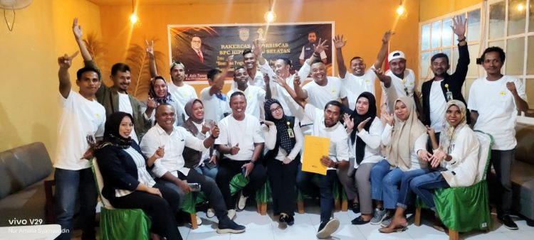 Buka Rakercab dan Forbiscab Sekda Bursel Berikan Apresiasi Kepada HIPMI Bursel Atas Kontribusinya