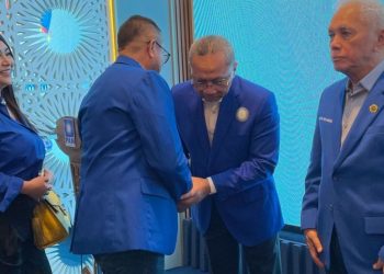 Bupati La Hamidi Bersilaturahmi Dengan Menko Pangan Zulkifli Hasan Pada Acara Halalbihalal Partai PAN