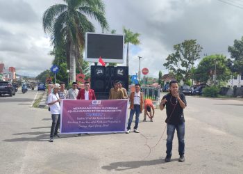 IMM dan GMPRI Buru   Demo Dukung 10 Koperasi di Gunung Botak