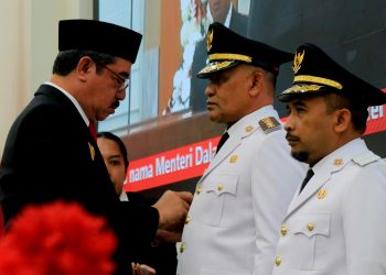Gubernur Maluku lantik pasangan Ikram Umasugi-Sudarmo jadi Bupati-Wakil Buru periode 2025-2030