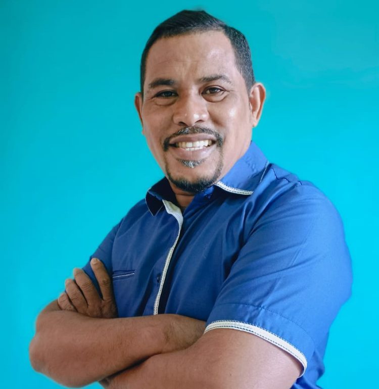 Gubernur Lantik Bupati Ikram dan Wakil Bupati Sudarmo, Mereka Adalah Orang Tua Bagi Masyarakat Buru