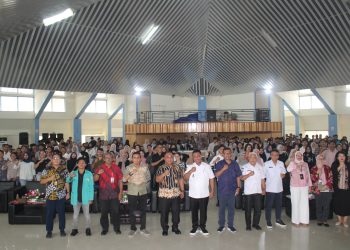 JADI NARASUMBER DALAM SEMINAR PEMBANGUNAN DAERAH, WAGUB BAHAS MALUKU INTEGRATED PORT
