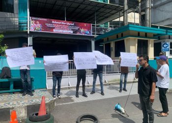Mahasiswa Bursel Desak Komisi II DPRD Maluku Segera Panggil GM PLN Maluku Terkait Persoalan PLN di Kecamatan Leksula