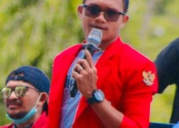 Ketua GMNI Epot Latbual Minta Ketua KNPI Maluku Arman Kalean Evaluasi/Copot Ketua KNPI Bursel
