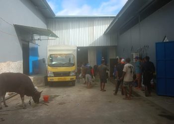 Pembagian Daging Qurban CV Abadi Tiga Mandiri (Ayudes) Berikan Manfaat Untuk Warga