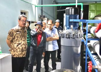 Gubernur Maluku Tinjau Unit Desalinasi UNDIF untuk Pasokan Air di Daerah Terpencil