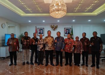 Gubernur Hendrik Lewerissa Lantik Pejabat Pimpinan Tinggi Pratama, Unar Alhabsyi Jadi Ahli Gubernur