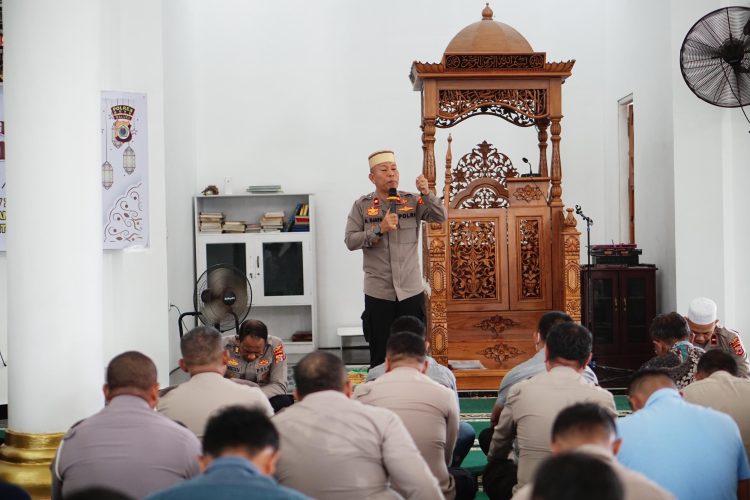 Wakapolres Buru Pimpin Doa Bersama Sambut Tahun Baru Islam 1447 H