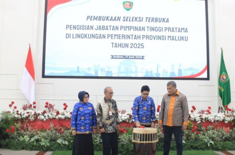 Seleksi Terbuka Pengisian Pimpinan Tinggi Pratama Resmi di Buka Sekda Maluku