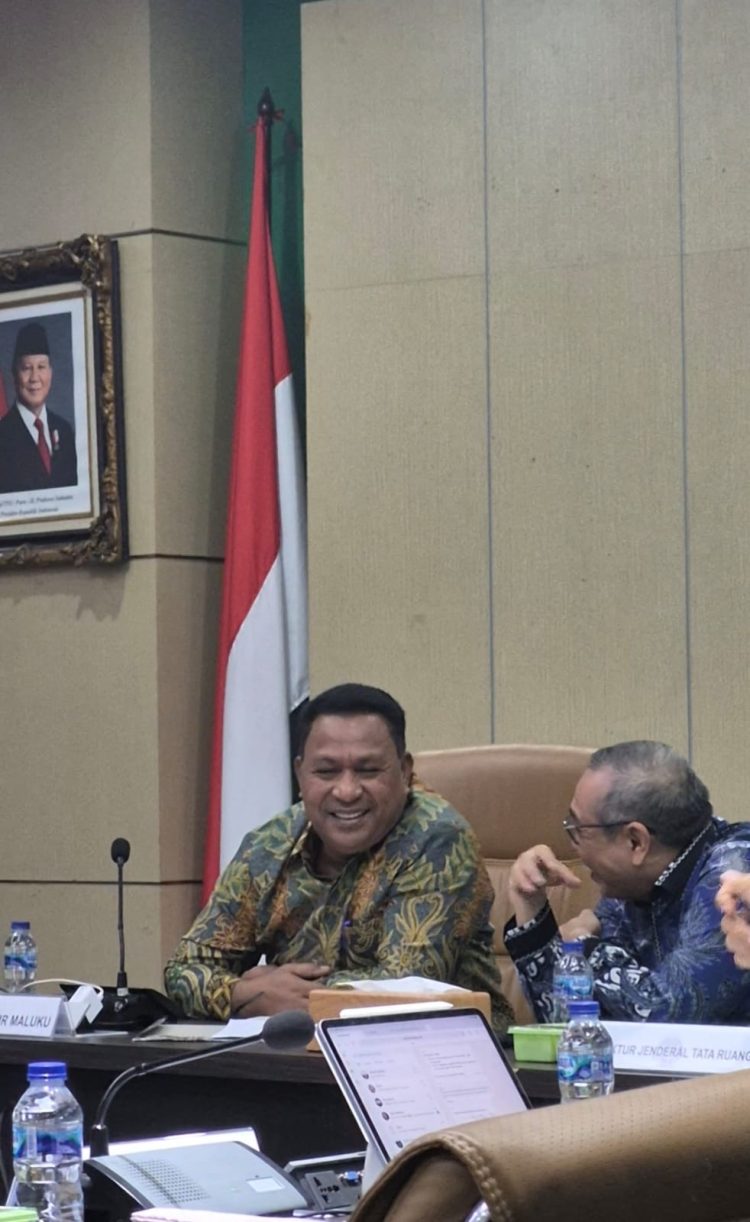 RAPAT BERSAMA KEMENTERIAN ATR/BPN, WAGUB HARAP AGAR RTRW MENJADI RUANG KREATIFITAS UNTUK PEMIMPIN BARU MENUANGKAN GAGASAN