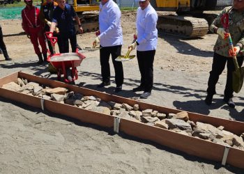 GROUNDBREAKING RSUD NAMLEA, GUBERNUR : KEHADIRAN MENKES BUKTI NYATA KOMITMEN PEMPUS