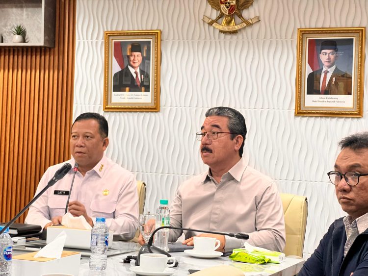 PEMPROV MALUKU BERTEMU KKP, DESAK TATA KELOLA PERIKANAN TANGKAP DIEVALUASI KEMBALI