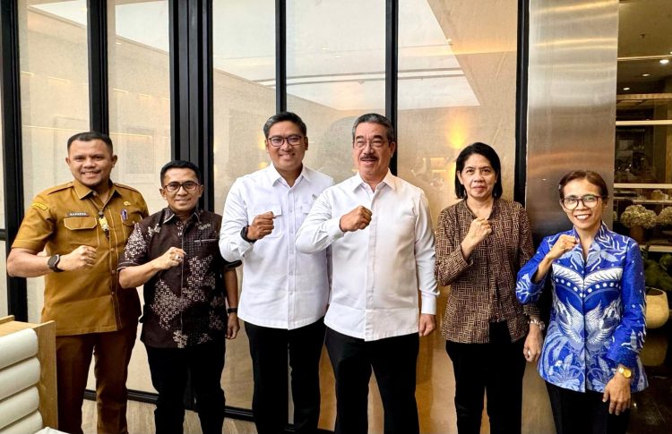 DUKUNG SWASEMBADA PANGAN NASIONAL DI MALUKU, GUBERNUR MALUKU TEMUI WAMEN PERTANIAN