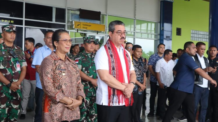 Gubernur Maluku Hendrik Lewerissa  Lakukan Kunker Perdana di KKT