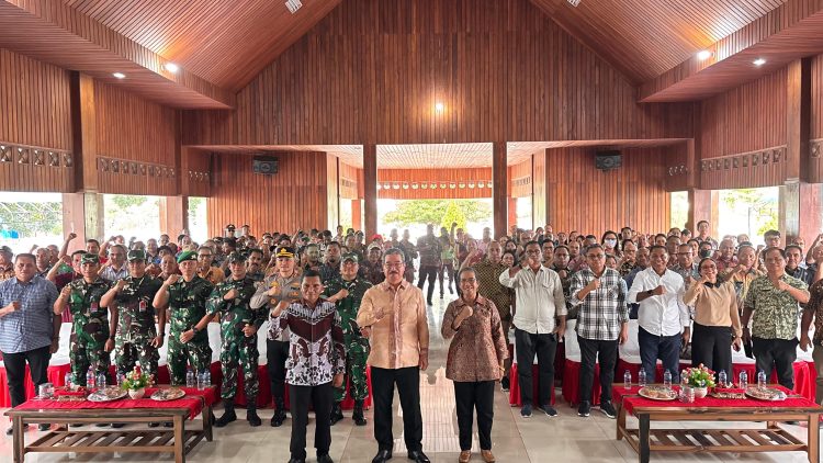 Gubernur Hadiri Acara Tatap Muka ASN dan Aparatur Desa di KKT