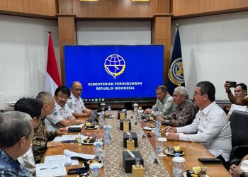 BANGUN MALUKU DI SEKTOR PERHUBUNGAN, GUBERNUR MALUKU AUDIENSI DENGAN MENHUB