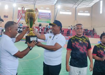 Wagub Maluku Buka Turnamen HL Futsal Cup di Namlea