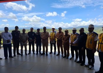 Wagub Maluku Tinjau Bendungan Waiapo, Dorong Percepatan AMDAL dan Alih Fungsi Hutan