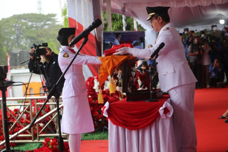 GUBERNUR MALUKU PERDANA PIMPIN UPACARA HUT RI KE-80