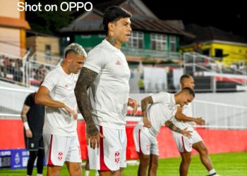 OPPO Ciptakan Momen Emosional Fans di Laga Malut United vs Bali United BRI Super League