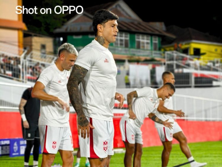 OPPO Ciptakan Momen Emosional Fans di Laga Malut United vs Bali United BRI Super League