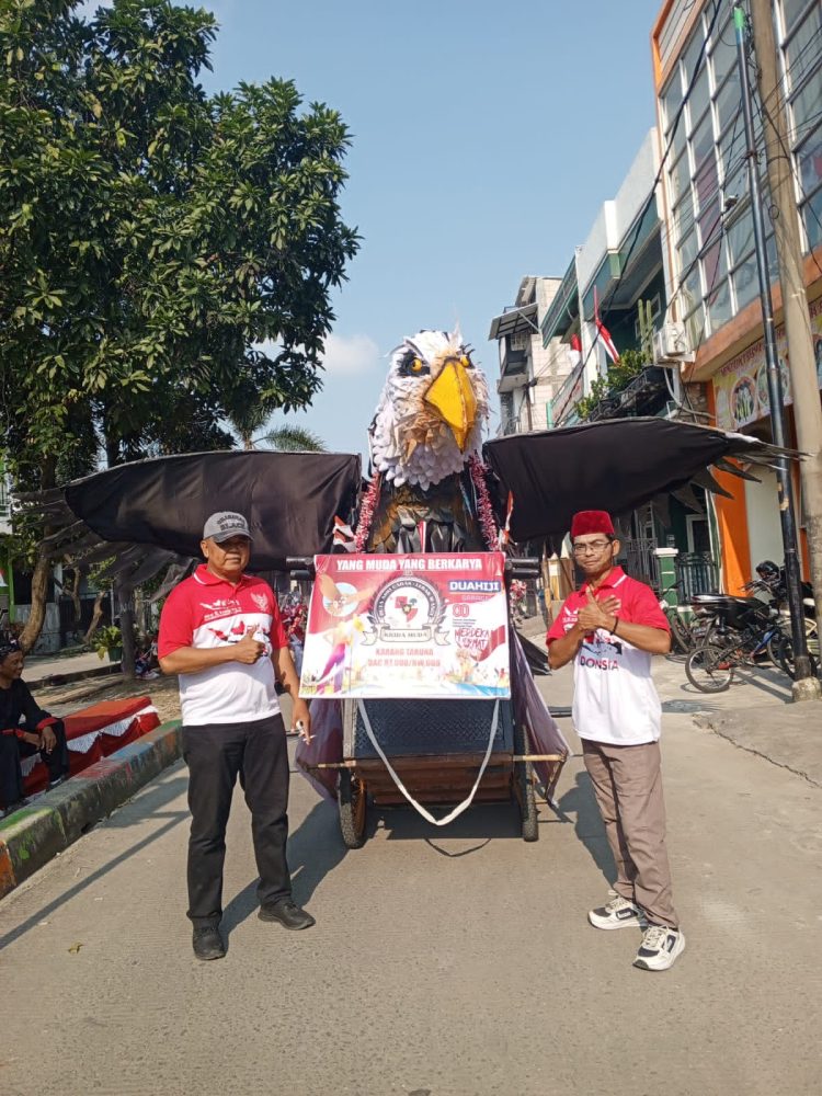 Warga Komplek Duta Asri RW 08 Gelar Karnaval Kebangsaan