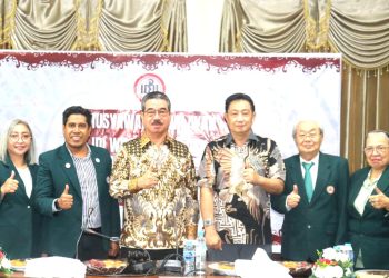 Gubernur : Dokter Garda Terdepan Jaga Kesehatan Rakyat