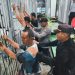 Gelar Razia Malam, Warga Binaan Lapas Wahai Bersih dari Narkoba