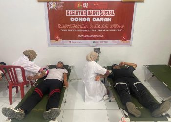Harlah Kejaksaan Ke-80, Petugas Lapas Namlea Ikut Baksos Donor Darah