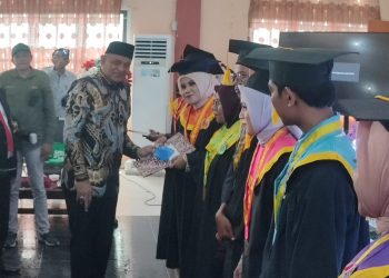 Bupati Ikram Umasugi Harapkan Uniqbu Terus Lahirkan Generasi Unggul