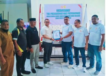 LHM, RT dan BS Kembalikan Formulir Pendaftaran Bakal Calon Ketum KONI Bursel