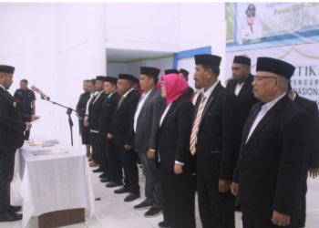 Bupati La Hamidi Lantik Pengurus LPTQ Dan Baznas Buru Selatan Masa Bakti 2025-2030