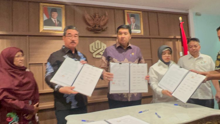 Gubernur Maluku, Menteri PKP, dan Kepala BPS Tandatangani Kesepakatan Penyediaan 3.000 Rumah Subsidi