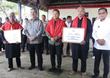 Gubernur Dampinggi Wamen Kehutanan Kunjungi Hutan Adat Hutumuri, Maluku Dijadikan Role Model Nasional