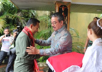 Kunker Perdana di Ambon, Wamen Kehutanan Disambut Gubernur di Bandara Pattimura