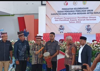 Bawaslu Bursel Bersama Mitra Gelar Kegiatan Evaluasi pengawasan Pemilihan Umum dan pemilihan Kepala Daerah serentak Tahun 2024