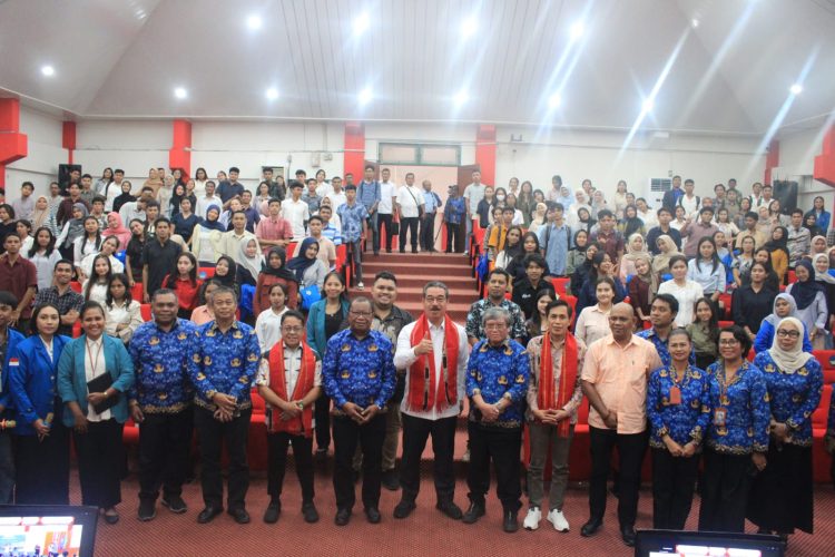 MALUKU GARDA TERDEPAN, EPISENTRUM, DAN LABORATORIUM HIDUP