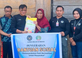 Peduli Ekonomi Warga, Lapas Wahai Kembali Bagikan Bansos